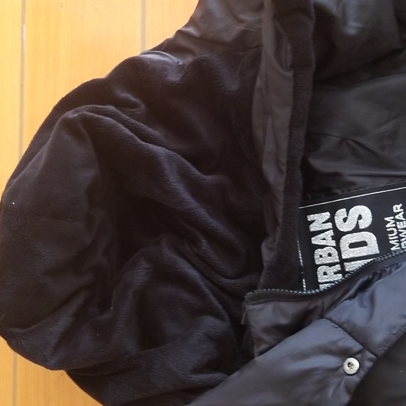 Urban Kids Winter Jacket. Size Large - Picture 14 of 14